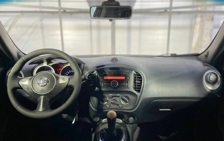 Nissan Juke II, 2013 год, 849 000 рублей, 17 фотография