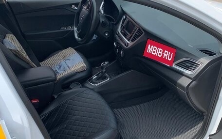 Hyundai Solaris II рестайлинг, 2021 год, 1 350 000 рублей, 4 фотография