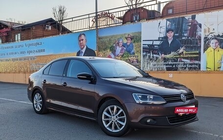Volkswagen Jetta VI, 2014 год, 990 000 рублей, 5 фотография