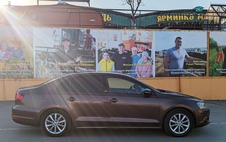 Volkswagen Jetta VI, 2014 год, 990 000 рублей, 14 фотография