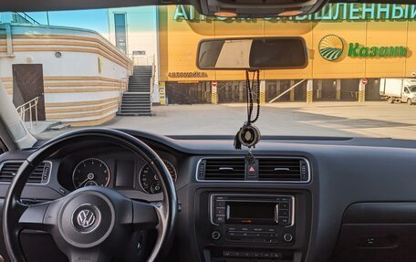 Volkswagen Jetta VI, 2014 год, 990 000 рублей, 18 фотография