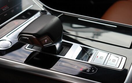 Audi Q8 I, 2019 год, 6 990 900 рублей, 17 фотография