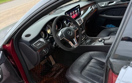 Mercedes-Benz CLS, 2012 год, 1 950 000 рублей, 15 фотография