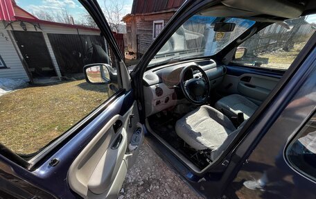 Renault Kangoo II рестайлинг, 2004 год, 315 000 рублей, 10 фотография