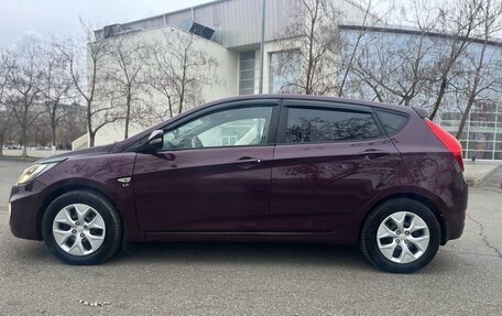 Hyundai Solaris II рестайлинг, 2011 год, 795 000 рублей, 2 фотография