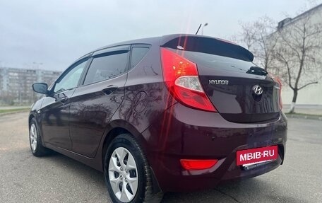 Hyundai Solaris II рестайлинг, 2011 год, 795 000 рублей, 4 фотография