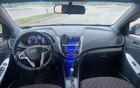 Hyundai Solaris II рестайлинг, 2011 год, 795 000 рублей, 11 фотография