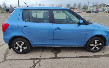 Skoda Fabia II, 2013 год, 850 000 рублей, 4 фотография