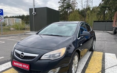 Opel Astra J, 2011 год, 650 000 рублей, 1 фотография