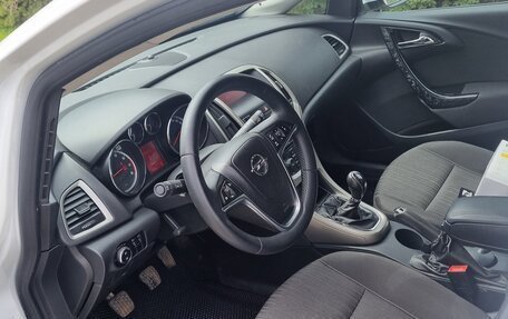 Opel Astra J, 2012 год, 620 000 рублей, 7 фотография