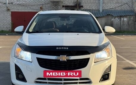 Chevrolet Cruze II, 2013 год, 695 000 рублей, 2 фотография