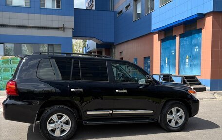 Toyota Land Cruiser 200, 2013 год, 4 490 000 рублей, 3 фотография