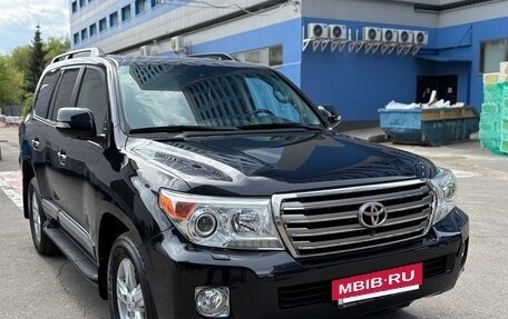 Toyota Land Cruiser 200, 2013 год, 4 490 000 рублей, 2 фотография