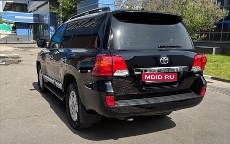 Toyota Land Cruiser 200, 2013 год, 4 490 000 рублей, 6 фотография