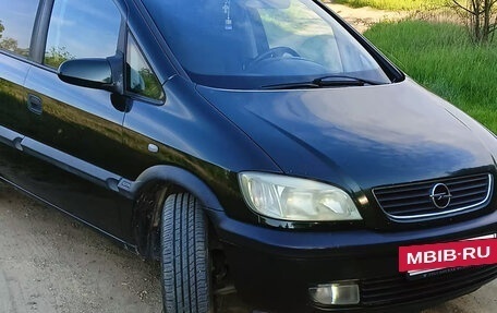 Opel Zafira A рестайлинг, 2001 год, 500 000 рублей, 2 фотография