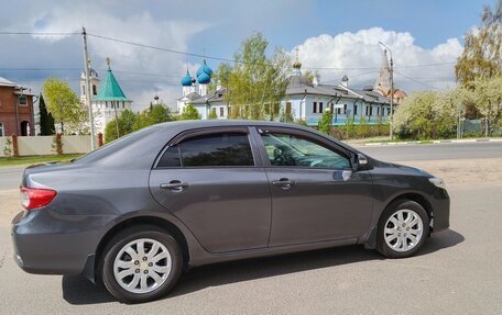 Toyota Corolla, 2011 год, 850 000 рублей, 4 фотография