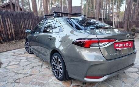 Toyota Corolla, 2019 год, 2 300 000 рублей, 2 фотография