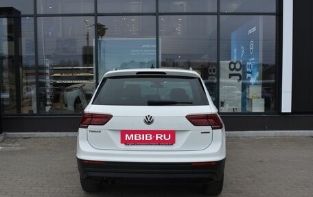 Volkswagen Tiguan II, 2019 год, 2 735 000 рублей, 6 фотография