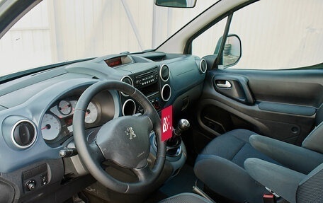 Peugeot Partner II рестайлинг 2, 2010 год, 720 000 рублей, 12 фотография