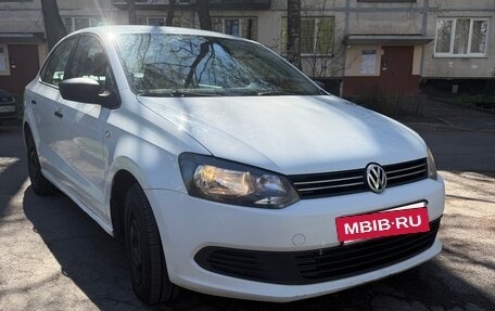 Volkswagen Polo VI (EU Market), 2014 год, 625 000 рублей, 2 фотография