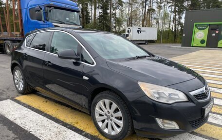 Opel Astra J, 2011 год, 650 000 рублей, 4 фотография