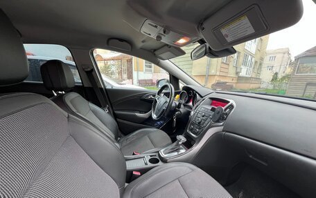 Opel Astra J, 2011 год, 650 000 рублей, 9 фотография