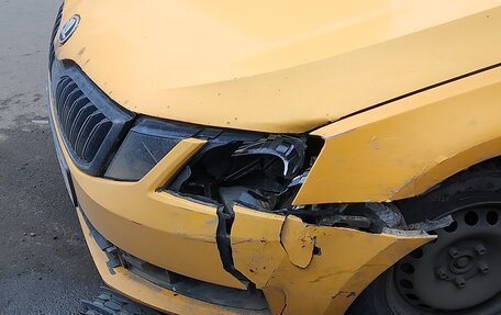 Skoda Octavia, 2017 год, 450 000 рублей, 2 фотография