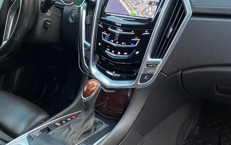 Cadillac SRX II рестайлинг, 2013 год, 1 650 000 рублей, 7 фотография