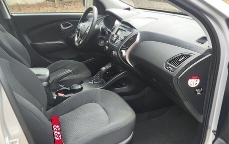 Hyundai ix35 I рестайлинг, 2011 год, 1 300 000 рублей, 8 фотография