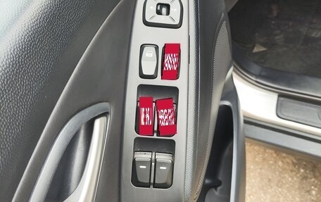 Hyundai ix35 I рестайлинг, 2011 год, 1 300 000 рублей, 14 фотография