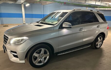 Mercedes-Benz M-Класс, 2014 год, 3 300 000 рублей, 3 фотография