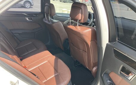 Mercedes-Benz E-Класс, 2011 год, 1 500 000 рублей, 8 фотография