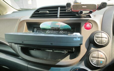 Honda Fit Shuttle I рестайлинг, 2011 год, 950 000 рублей, 11 фотография