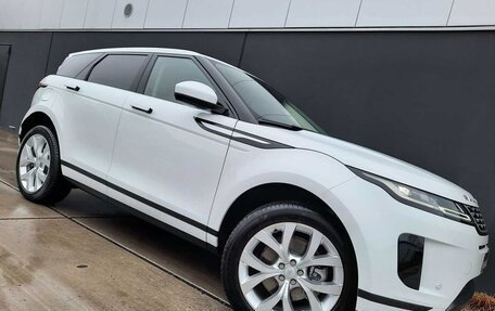 Land Rover Range Rover Evoque II, 2022 год, 4 100 000 рублей, 2 фотография