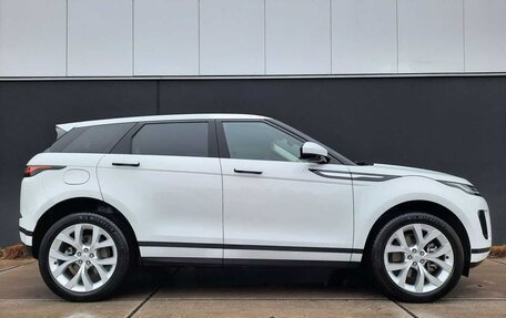 Land Rover Range Rover Evoque II, 2022 год, 4 100 000 рублей, 6 фотография