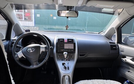Toyota Auris II, 2008 год, 900 000 рублей, 18 фотография