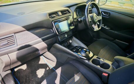 Nissan Leaf II, 2018 год, 1 350 000 рублей, 3 фотография