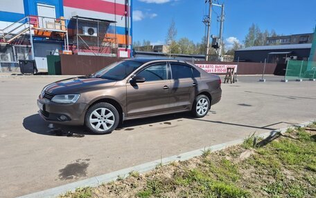 Volkswagen Jetta VI, 2013 год, 1 050 000 рублей, 1 фотография