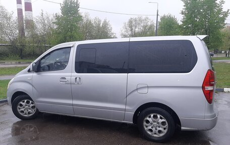 Hyundai Grand Starex Grand Starex I рестайлинг 2, 2008 год, 1 300 000 рублей, 3 фотография