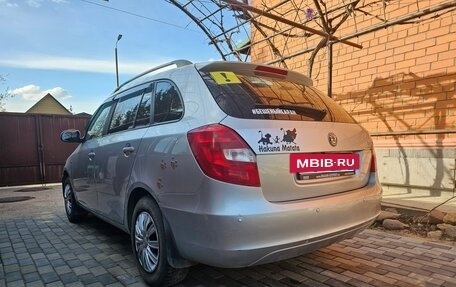 Skoda Fabia II, 2011 год, 700 000 рублей, 2 фотография
