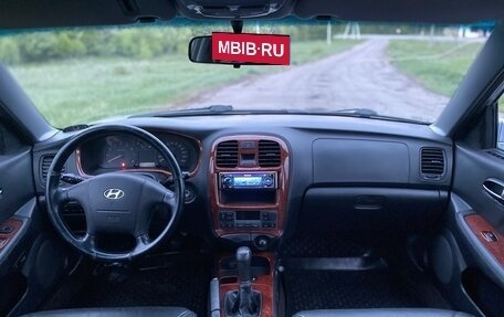 Hyundai Sonata IV рестайлинг, 2005 год, 550 000 рублей, 10 фотография