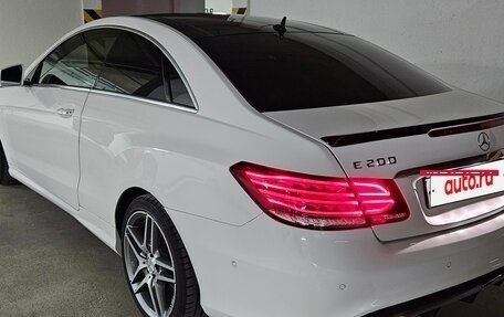 Mercedes-Benz E-Класс, 2013 год, 2 450 000 рублей, 15 фотография