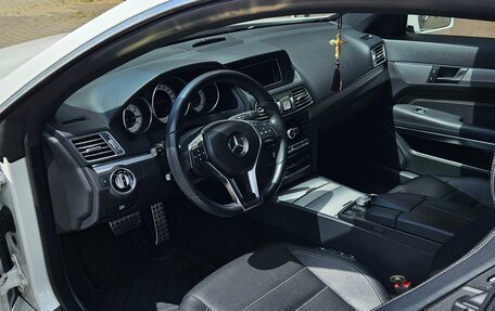 Mercedes-Benz E-Класс, 2013 год, 2 450 000 рублей, 24 фотография