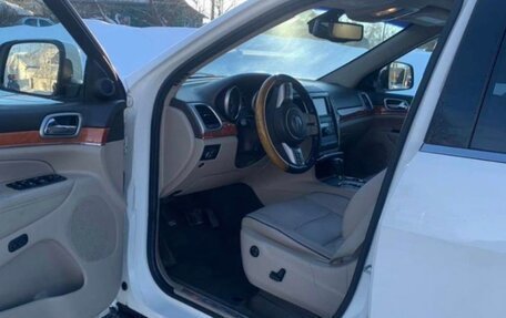 Jeep Grand Cherokee, 2012 год, 1 680 000 рублей, 7 фотография