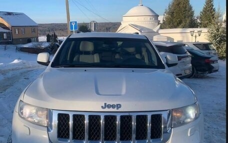 Jeep Grand Cherokee, 2012 год, 1 680 000 рублей, 3 фотография