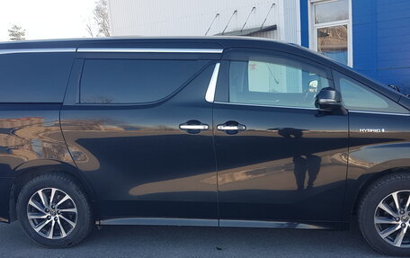 Toyota Vellfire II, 2017 год, 2 950 000 рублей, 7 фотография