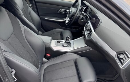 BMW 3 серия, 2020 год, 3 950 000 рублей, 9 фотография
