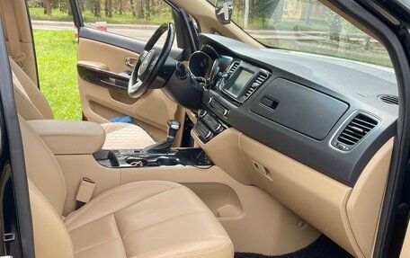 KIA Carnival III, 2019 год, 3 299 000 рублей, 12 фотография