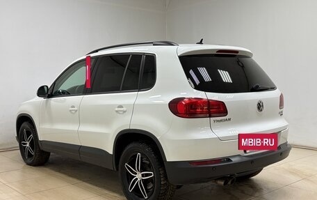 Volkswagen Tiguan I, 2016 год, 1 990 000 рублей, 4 фотография