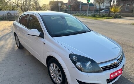 Opel Astra H, 2011 год, 675 000 рублей, 2 фотография